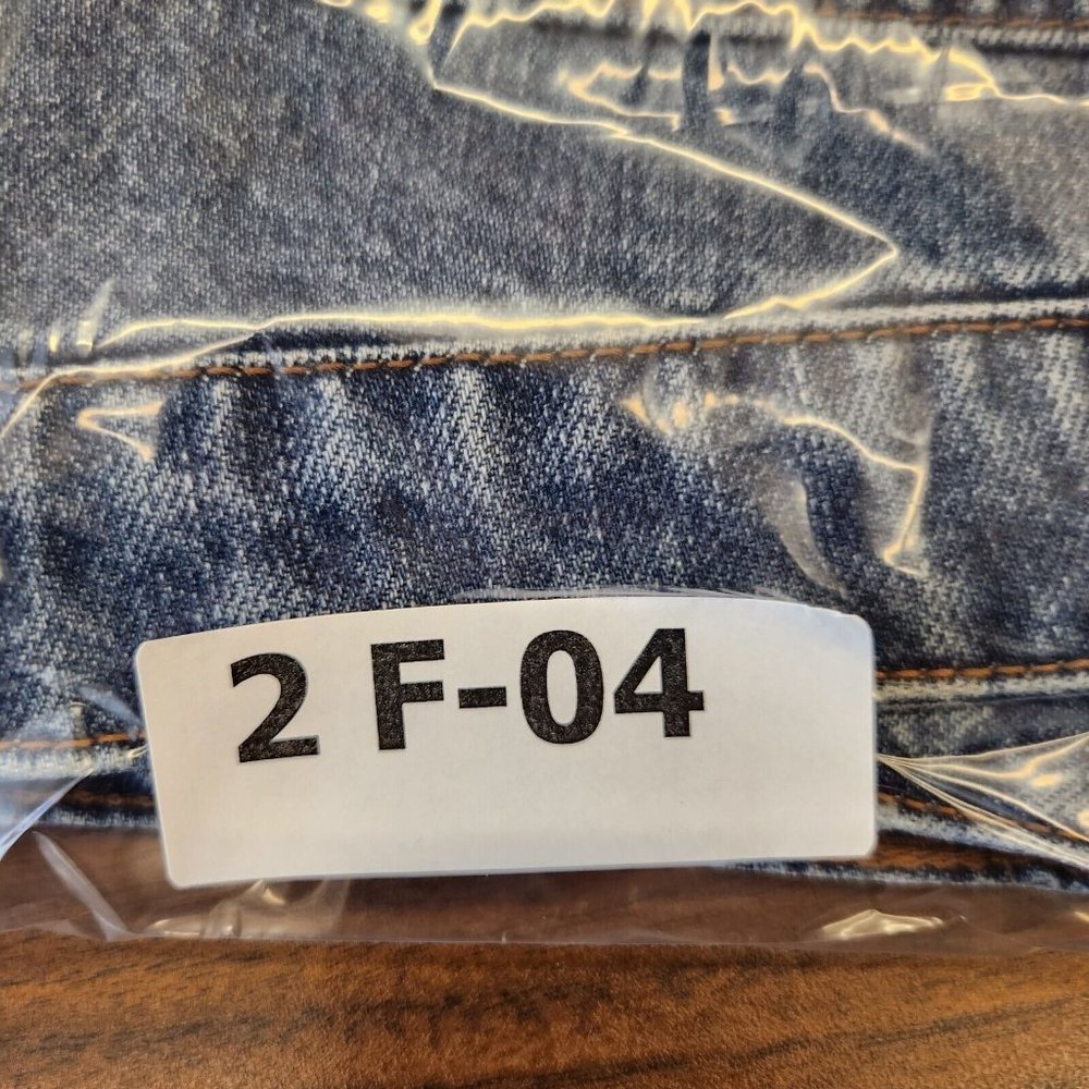 Vanilla Star Jean Shorts Juniors 5 Cuffed Blue Womens - Picture 10 of 10